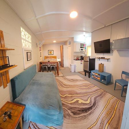 Gloria'S Mini Hideaway Lejlighed Christchurch Eksteriør billede