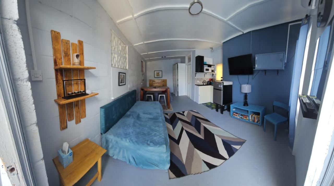 Gloria'S Mini Hideaway Lejlighed Christchurch Eksteriør billede